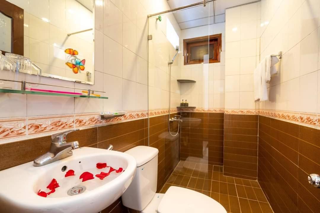 Family Hotel Хойан Экстерьер фото